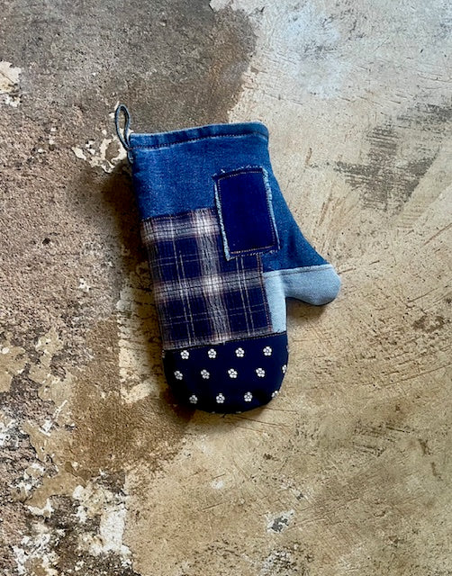 BLUE PATTY-Upcycled Denim Oven Mitt