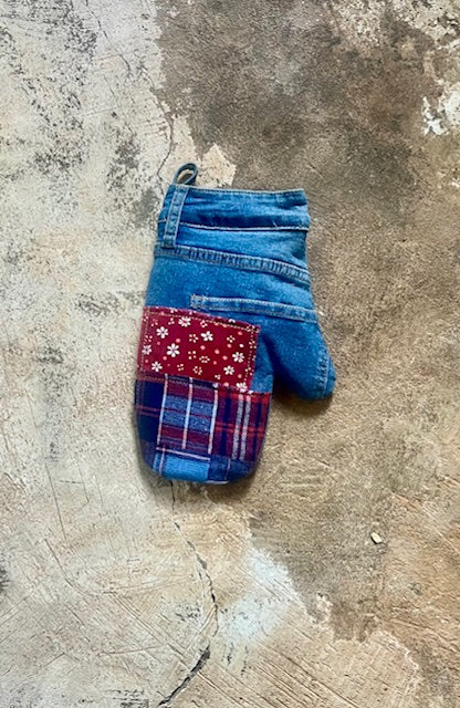 PATTY-Patchwork Upcycled Denim Oven Mitt