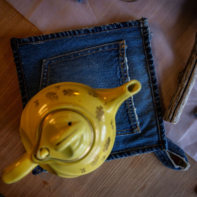 HOMIE: Upcycled Denim Potholder // Trivet